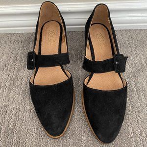 NWT Rebels BlackSuede Mules